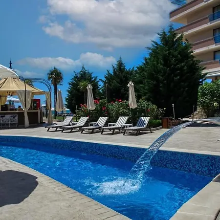 Hotel Sandy Bay