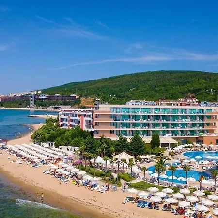 Sandy Bay Ξενοδοχείο 4*