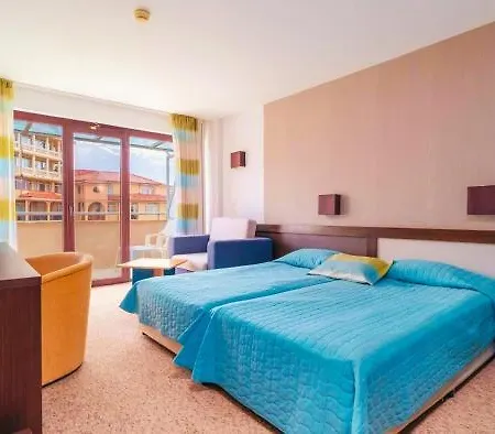 Sandy Bay النايت