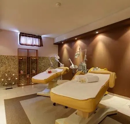 Sandy Bay فندق النايت