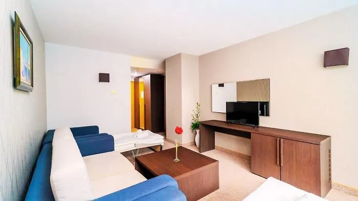 Sandy Bay 酒店 埃勒尼特