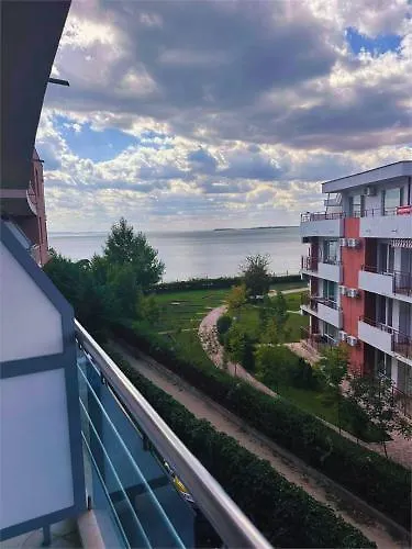 Sandy Bay 酒店 埃勒尼特