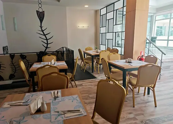 Sandy Bay Hotel Elenite