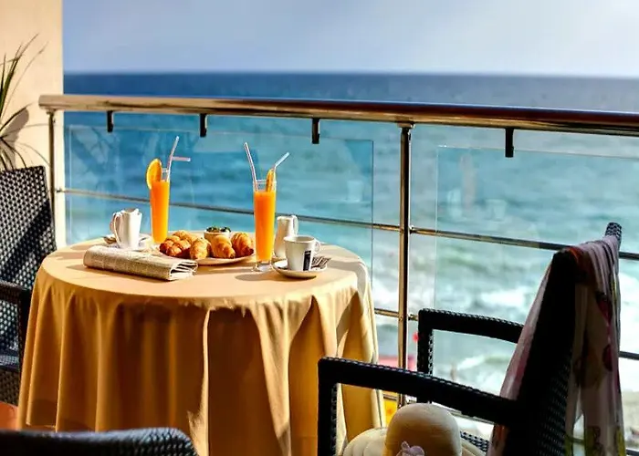 Sandy Bay 埃勒尼特