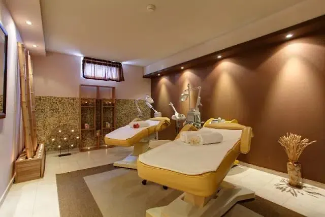 Sandy Bay Hotel Elenite