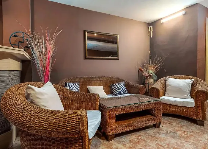 Sandy Bay 酒店 埃勒尼特